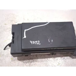 CAJA RELES / FUSIBLES 0K53H 