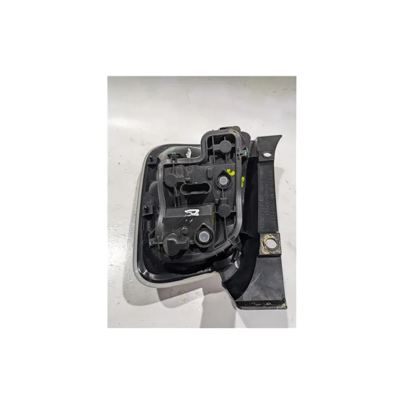 Recambio de piloto trasero izquierdo para fiat 500 (150) berlina (2007) referencia OEM IAM 27043101  