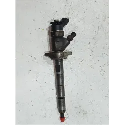 Recambio de inyector para peugeot 407 hdi 135 referencia OEM IAM 0445110297  