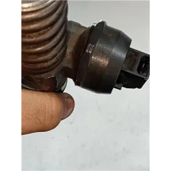 Recambio de inyector para volkswagen golf iv berlina (1j1)(1997) 1.6 16v referencia OEM IAM 038130073AK  
