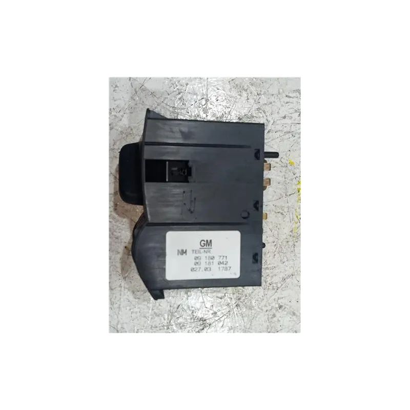 Recambio de mando de luces para opel astra g berlina di referencia OEM IAM 09180771  