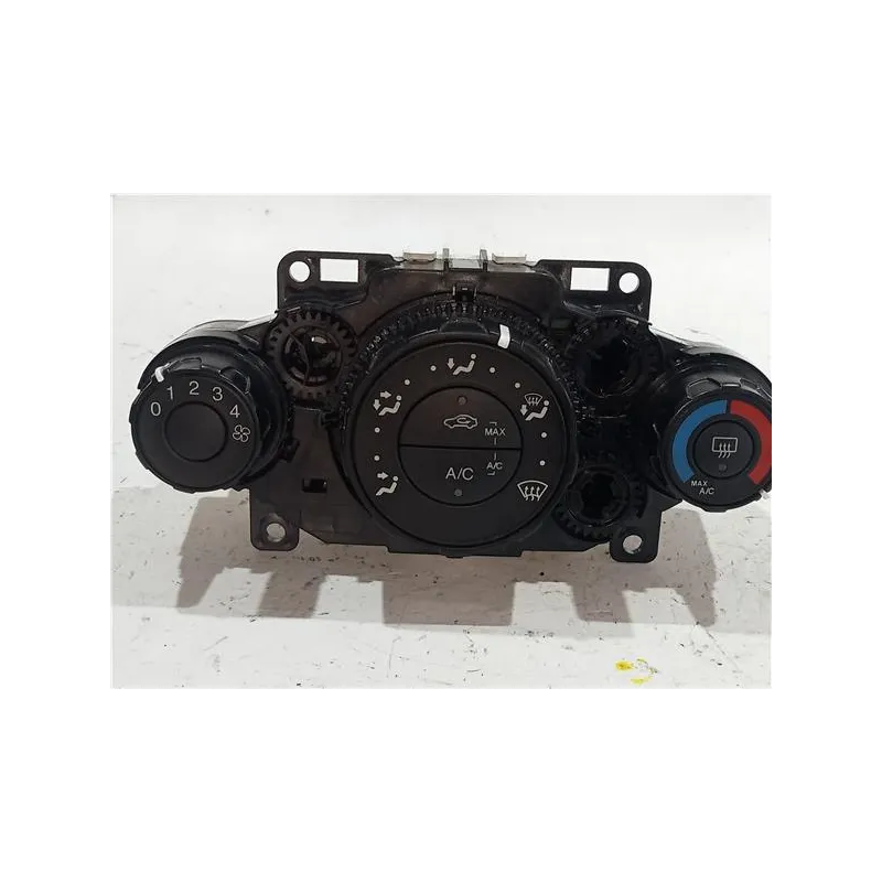Recambio de mandos climatizador para ford fiesta (ce1)(2017) referencia OEM IAM C1B119980AE  