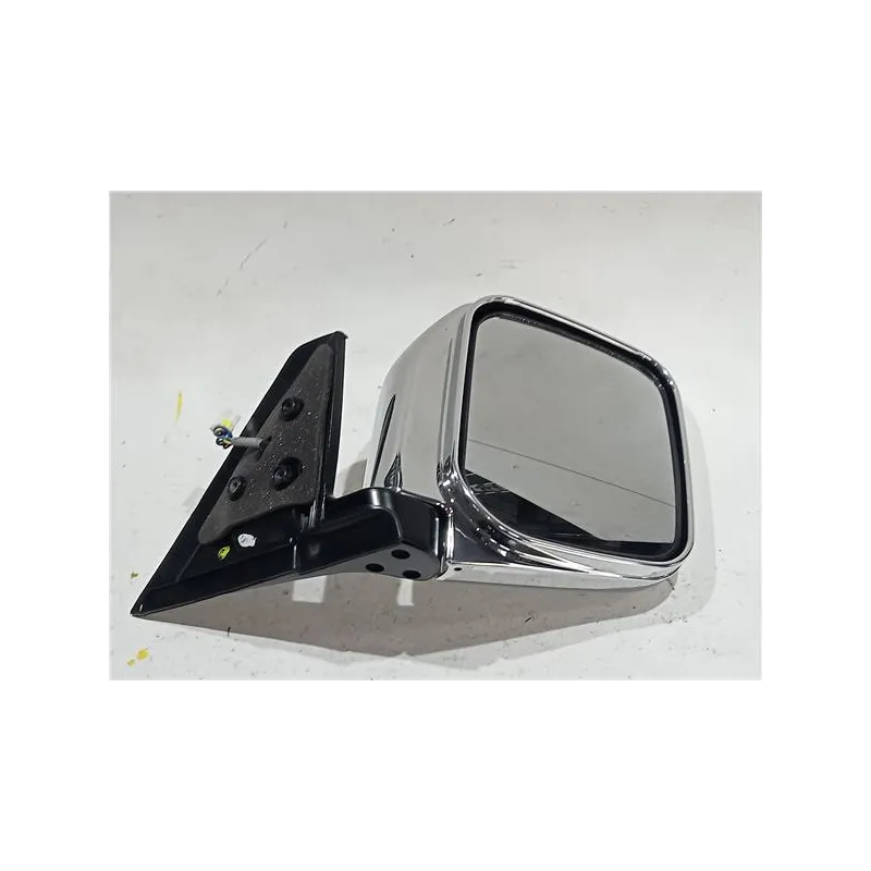 Recambio de retrovisor derecho para mitsubishi pajero 2.5 td referencia OEM IAM E6006312  