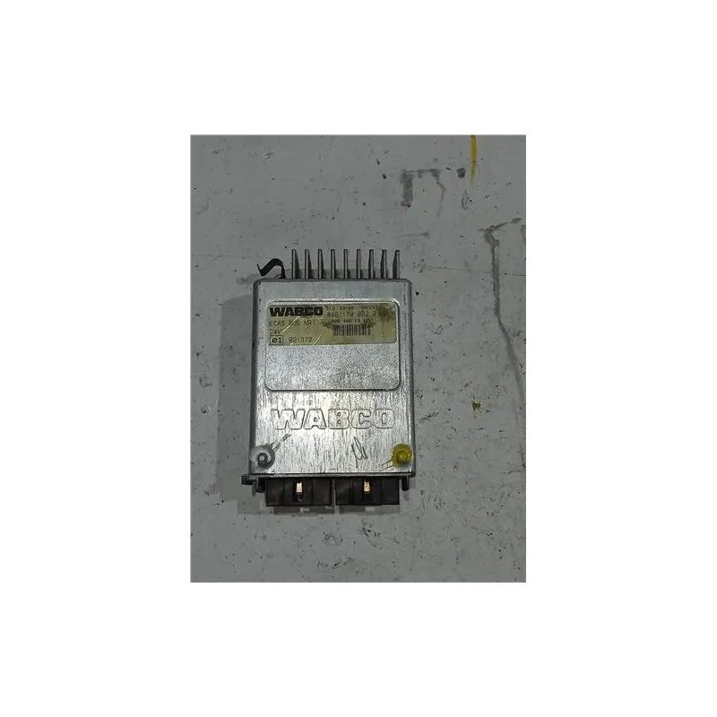 Recambio de centralita para mercedes-benz autobus urbano o-530 referencia OEM IAM 4461700820 ECAS BUS NR1 021372  