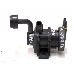 Recambio de valvula aire adicional para opel astra f berlina (1991) 1.7 d referencia OEM IAM 4534375 4522371  