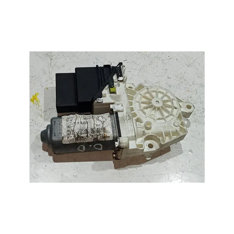 Recambio de motor elevalunas trasero derecho para seat leon (1m1)(11.1999) tdi referencia OEM IAM 9776105407301 F005S00060  