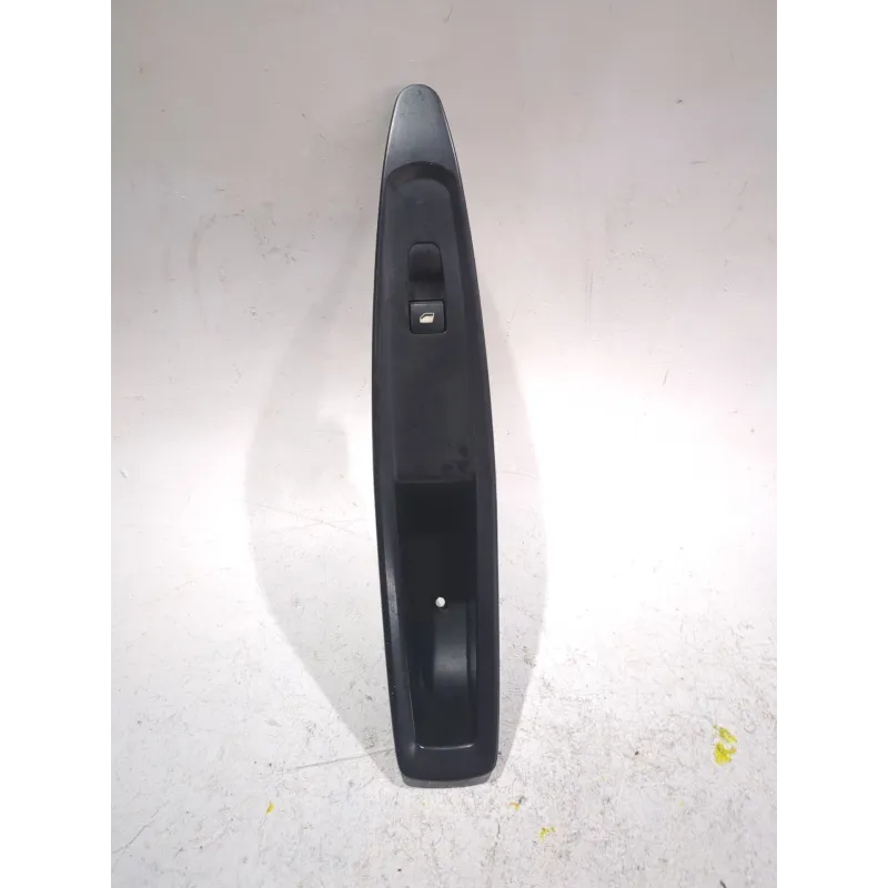 Recambio de mando elevalunas delantero derecho para citroën c4 i (lc_) 1.4 16v referencia OEM IAM 9651465677  