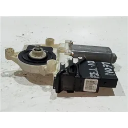 Recambio de motor elevalunas trasero izquierdo para seat leon (1m1)(11.1999) tdi referencia OEM IAM 9776101439203 F005S00049  