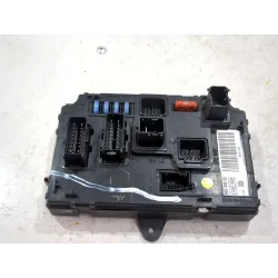 CAJA RELES / FUSIBLES S120017003H 