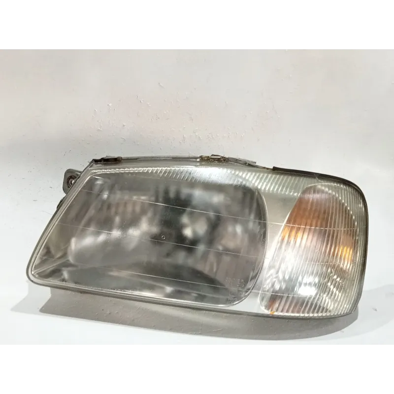 Recambio de faro delantero izquierdo para hyundai accent ii sedán (lc) 1.3 referencia OEM IAM 92101250  