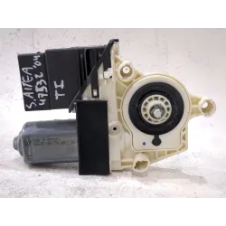 Recambio de motor elevalunas trasero izquierdo para seat altea (5p1) 1.6 referencia OEM IAM 993424100 1K0959703B  