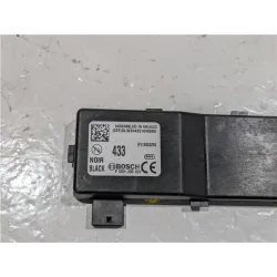 Recambio de centralita cierre centralizado para opel insignia berlina (2008) 2.0 cdti referencia OEM IAM 13503204  