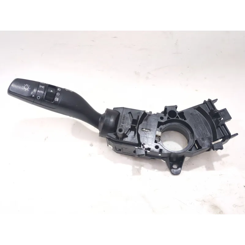 Recambio de mando luces para kia carens iv van (a4) crdi referencia OEM IAM 299119105  