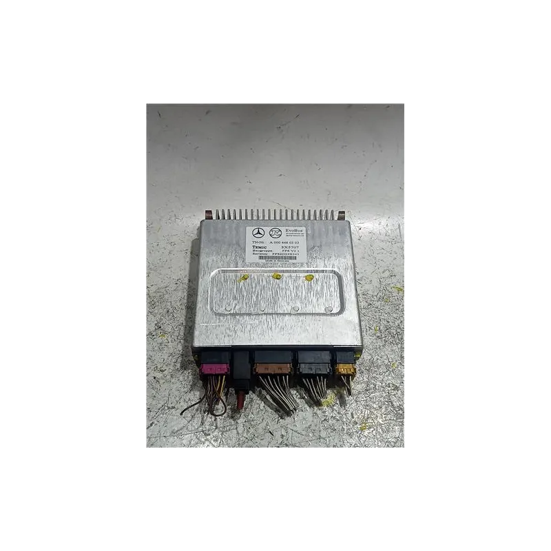 Recambio de centralita para mercedes-benz autobus urbano o-530 referencia OEM IAM A0004460303  