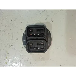 Recambio de botonera puerta delantera izquierda para ford fiesta (cbk)(2002) referencia OEM IAM ECA17662220  