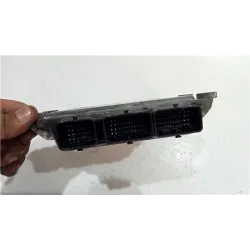 Recambio de centralita inyeccion para citroën c4 berlina (06.2004) 2.0 16v referencia OEM IAM 5WS40341GT SID803A  