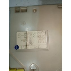 Recambio de caja fusibles/rele para lexus is 200 (gxe10)(12.1998) 200 referencia OEM IAM 8273053050  