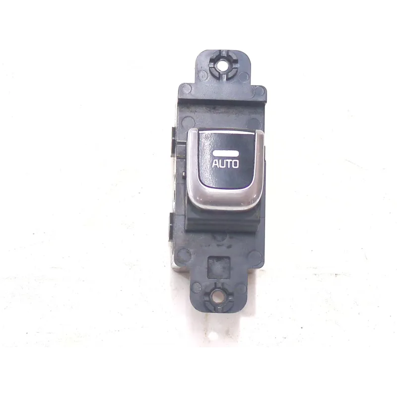 Recambio de mando elevalunas trasero derecho para kia carens iv van (a4) crdi referencia OEM IAM 93575A4020 299119275  