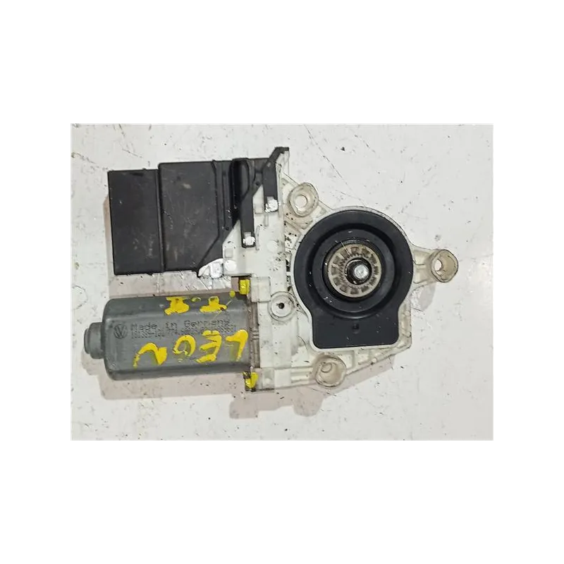 Recambio de motor elevalunas trasero izquierdo para seat leon (1m1)(11.1999) tdi referencia OEM IAM 101439203 05076620  