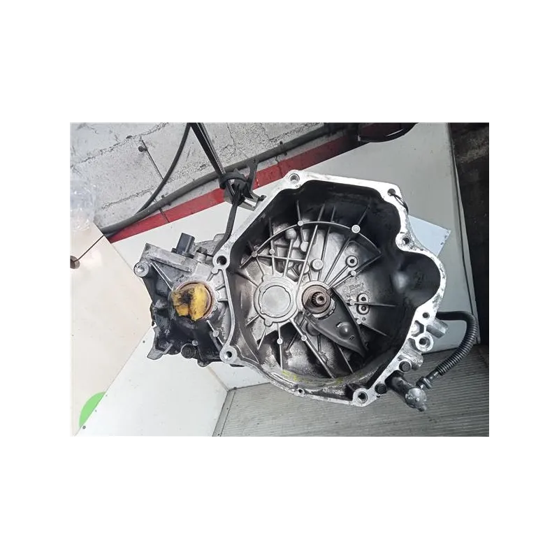 Recambio de caja cambios manual para chrysler neon pl2000 (2000) 1.6 referencia OEM IAM P04668697AC  