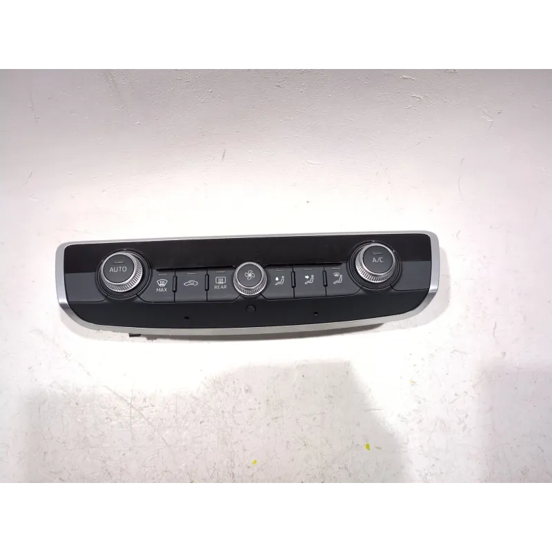 Recambio de mando climatizador para audi a3 sportback (8ya, 8yf) 35 tfsi referencia OEM IAM 8V0820043AM  