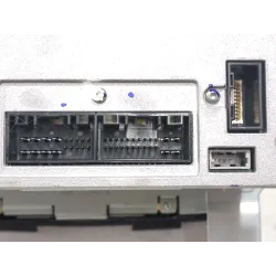 Recambio de sistema audio / radio cd para ssangyong tivoli 1.6 xdi 160 referencia OEM IAM 8915035000  