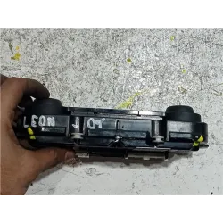 Recambio de mandos climatizador para seat leon (1p1)(05.2005) tdi 16v referencia OEM IAM 5P0907044M  