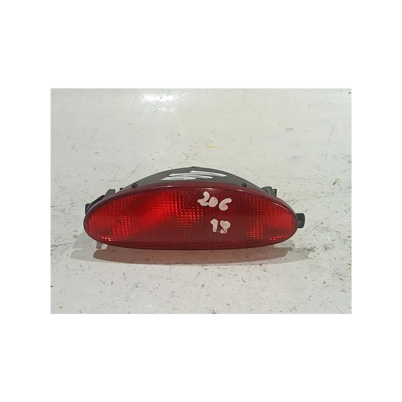 Recambio de luz central de freno para peugeot 206 (1998) 1.4 hdi eco 70 referencia OEM IAM 21E800  