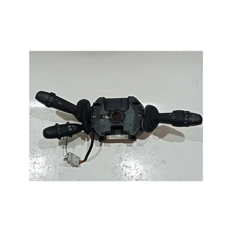 Recambio de mando multifuncion para fiat stilo (192)(2001) 1.9 jtd (192_xe1a) referencia OEM IAM FIAT07352969540  