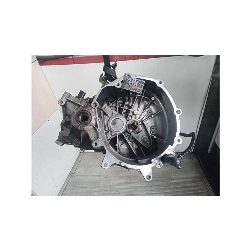 Recambio de caja cambios manual para chrysler neon pl2000 (2000) 1.6 referencia OEM IAM P04668611AC  