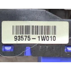 Recambio de mando elevalunas delantero derecho para kia rio iii (ub) 1.2 cvvt referencia OEM IAM 935751W010  