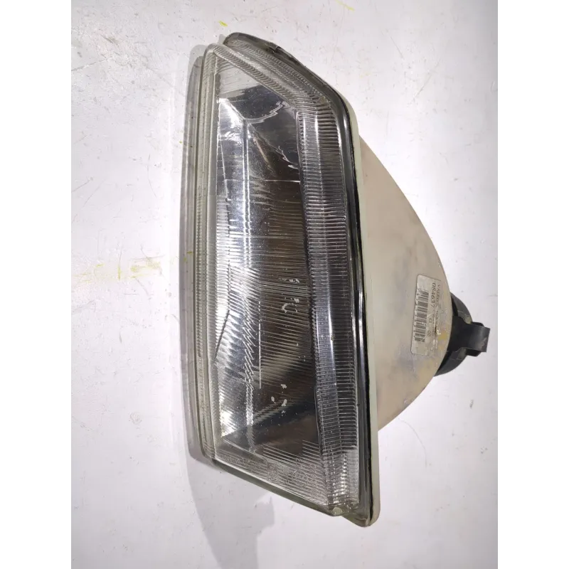 Recambio de faro izquierdo para peugeot 106 (s1)(08.199103.1996) 1.4 referencia OEM IAM 084637  