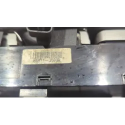 Recambio de mando elevalunas delantero izquierdo para ssangyong tivoli 1.6 xdi 160 referencia OEM IAM 299139565  
