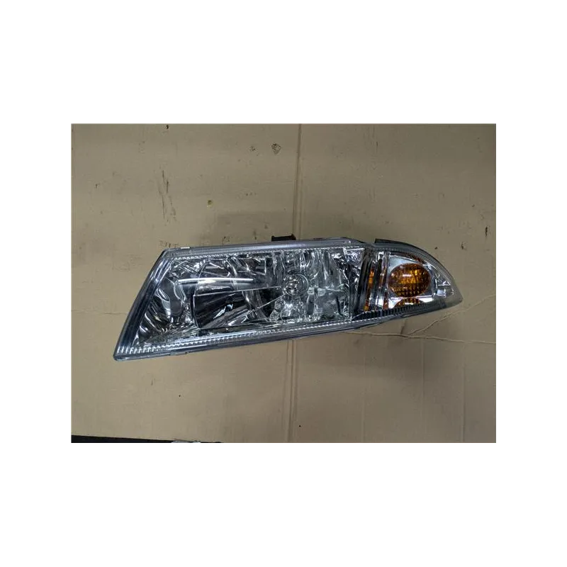 Recambio de faro delantero izquierdo para mitsubishi carisma berlina 5 (da0)(1998) referencia OEM IAM 1LE008019  