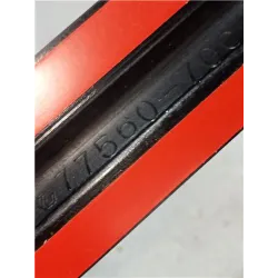 Recambio de moldura puerta trasera izquierda para suzuki santana 1.3 4v referencia OEM IAM 77560-70C00  