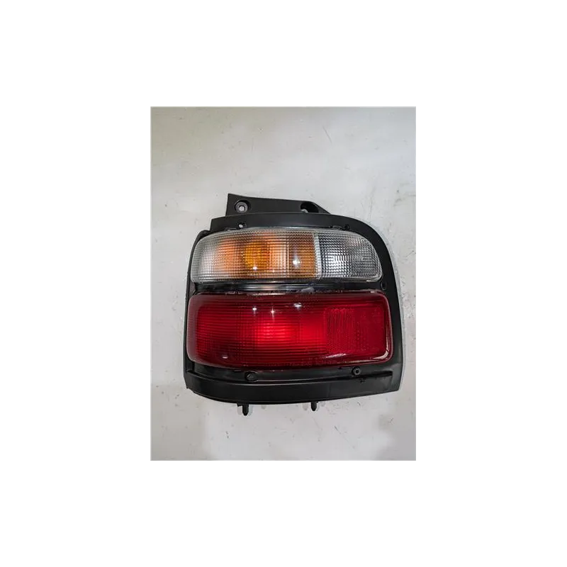 Recambio de piloto trasero izquierdo para suzuki alto (sh410/ef)(1995) referencia OEM IAM 3570150E0L  