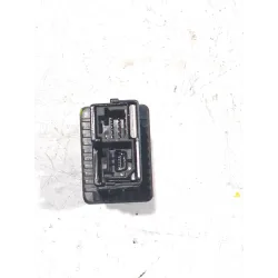 Recambio de mando usb para kia sorento iii (um) 2.2 crdi referencia OEM IAM 284H35FA0A  