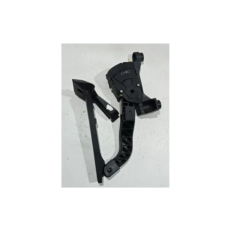 Recambio de potenciometro pedal gas para hyundai i40 (vf)(11.2011) referencia OEM IAM HHG0220C3Z000  