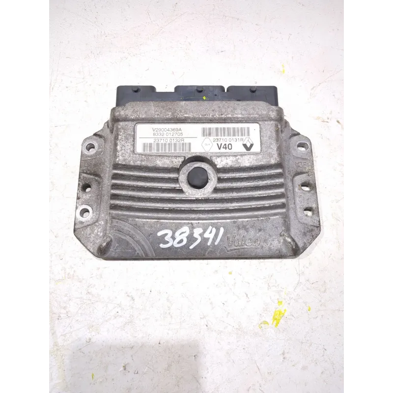 Recambio de centralita inyeccion para renault megane iii fastback 1.6 16v referencia OEM IAM V29004369A  