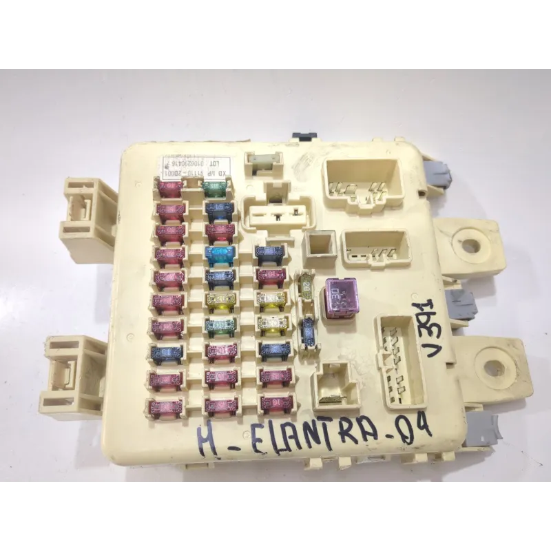 Recambio de caja reles / fusibles para hyundai elantra (xd)(2000) 2.0 crdi referencia OEM IAM 911102D001  