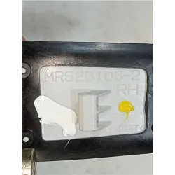 Recambio de maneta exterior delantera derecha para mitsubishi grandis (na0w)(2004) referencia OEM IAM MR526106-2RH MR970308  