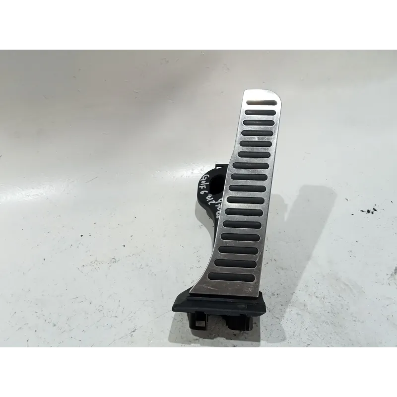 Recambio de potenciometro pedal para volkswagen golf vi descapotable (517) 1.2 tsi 16v referencia OEM IAM 1K1721503AN  