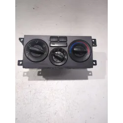 Recambio de mando climatizador para hyundai elantra sedán (xd) 2.0 crdi referencia OEM IAM 97250  