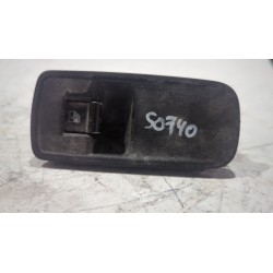 MANDO ELEVALUNAS DELANTERO DERECHO B569 