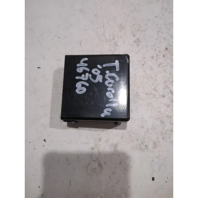 Recambio de modulo electronico para toyota corolla (_e12_) 1.4 d (nde120_) referencia OEM IAM 8865012A00  