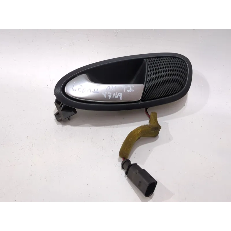 Recambio de maneta interior trasera izquierda para seat leon (1p1) 1.6 tdi referencia OEM IAM 5P0837113 186004572  