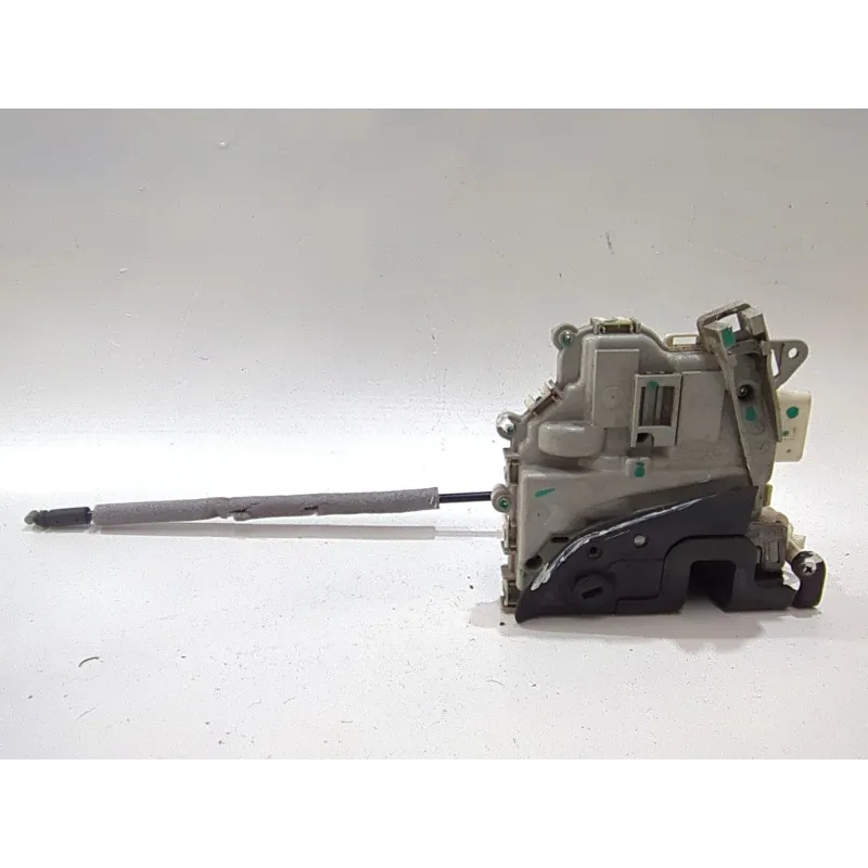 Recambio de cerradura puerta trasera izquierda para seat leon (1p1) 1.6 tdi referencia OEM IAM 1P0839015D  