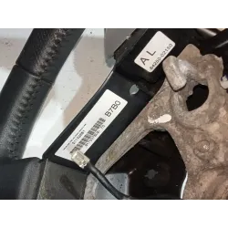 Recambio de volante para toyota auris (_e15_) 2.0 d-4d (ade150_) referencia OEM IAM 617007802  