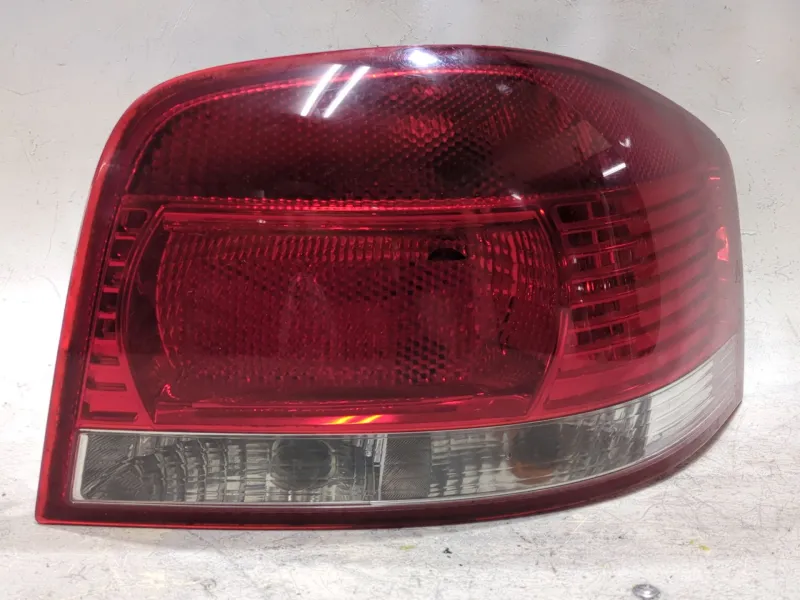 Recambio de piloto trasero derecho para audi a3 (8p1) 1.9 tdi referencia OEM IAM 8P0945258 8P0945096024S  