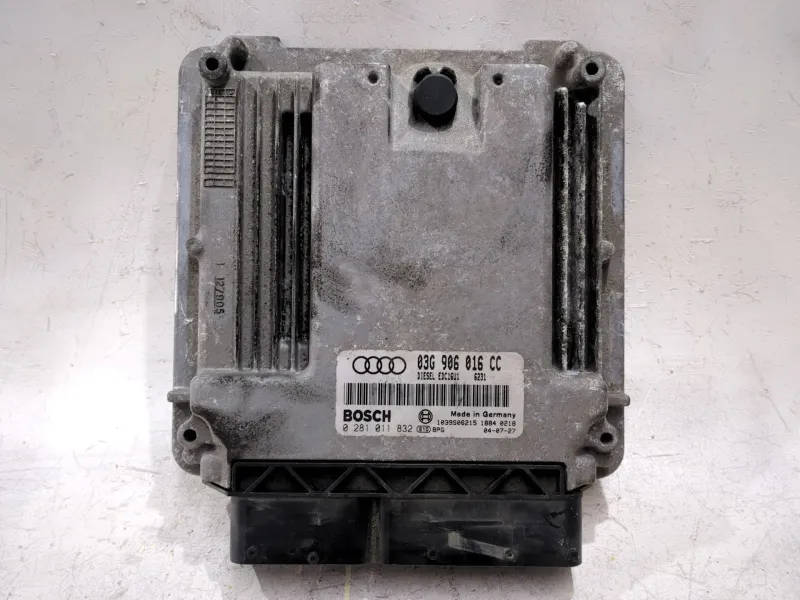 Recambio de centralita inyeccion para audi a3 (8p1) 1.9 tdi referencia OEM IAM 03G906016CC 0281011832  